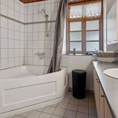 Large Near トゥナー