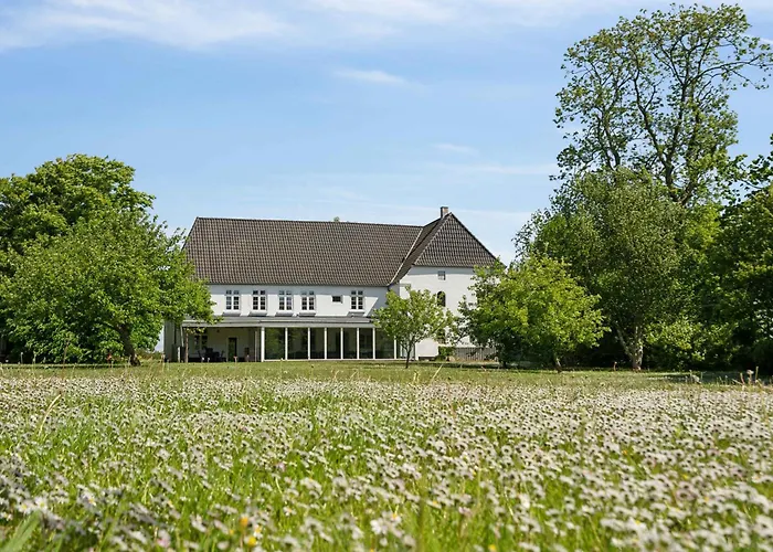 Large Near Ferienhaus Tønder